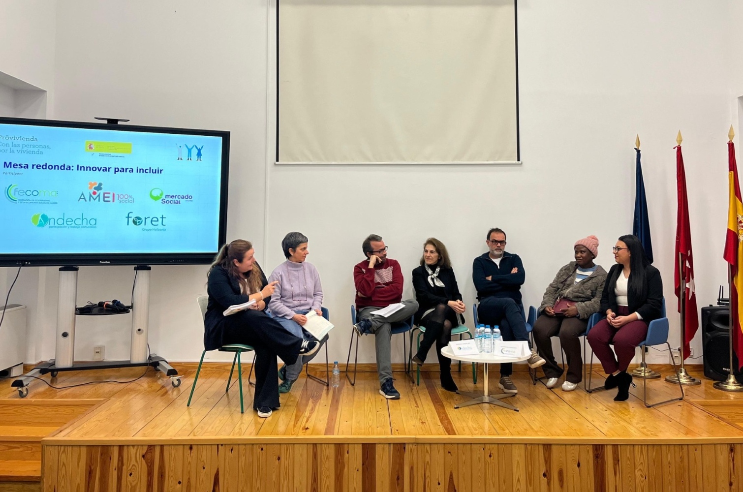 Mesa redonda de entidades celebrada durante el evento