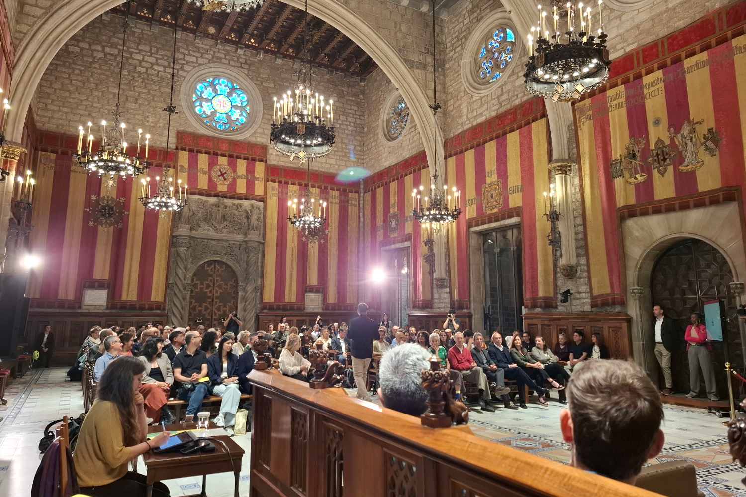 Presentación del ‘Pacte de ciutat contra les soledatS 2026-2030’ del Ayuntamiento de Barcelona