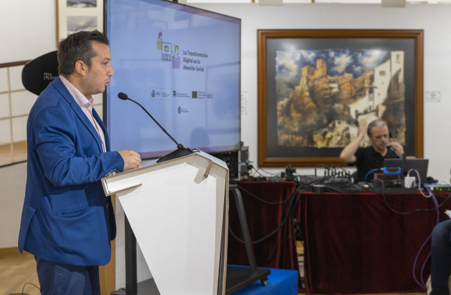 Moisés López, alcalde de Caudete, en la inauguración de la Jornada ‘Transformación Digital y Tercer Sector de Acción Social: Superando Brechas Digitales’