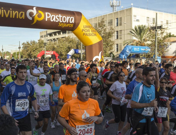 Menores atendidos en el centro ‘Campanar’ de Valencia participan como voluntarios en la maratón ‘Divina Pastora’