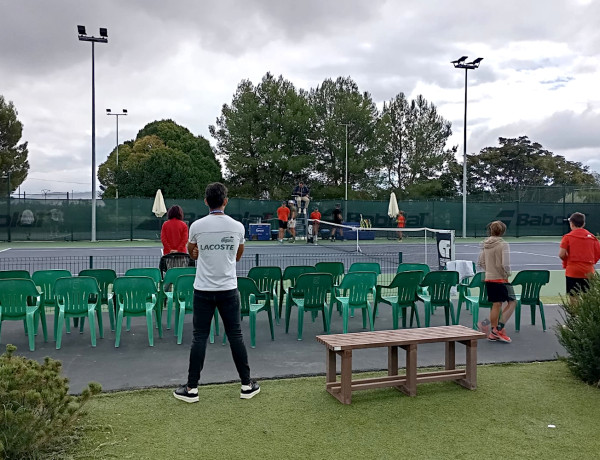 Uno de los jóvenes voluntarios, durante un entrenamiento previo