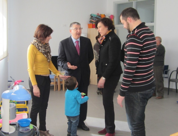 El director general de Personas con Discapacidad del Instituto Murciano de Acción Social visita el centro integral de atención de Puerto Lumbreras (Murcia)
