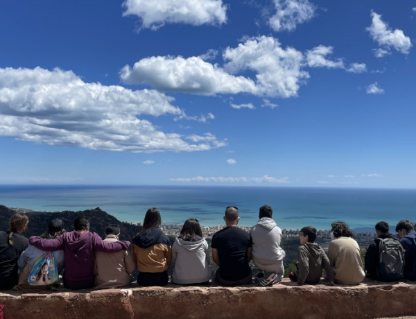 Las personas jóvenes de la residencia 'Sant Sebastià' de Vinaròs mejoran su educación medioambiental en parques naturales de Valencia y Castellón 