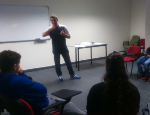 Menores del centro ‘El Acebo’ de Santander participan en una jornada de sensibilización sobre discapacidad auditiva