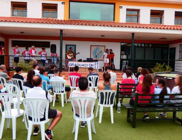 Las personas jóvenes atendidas por Fundación Diagrama finalizan con éxito los cursos formativos y escolares de este año