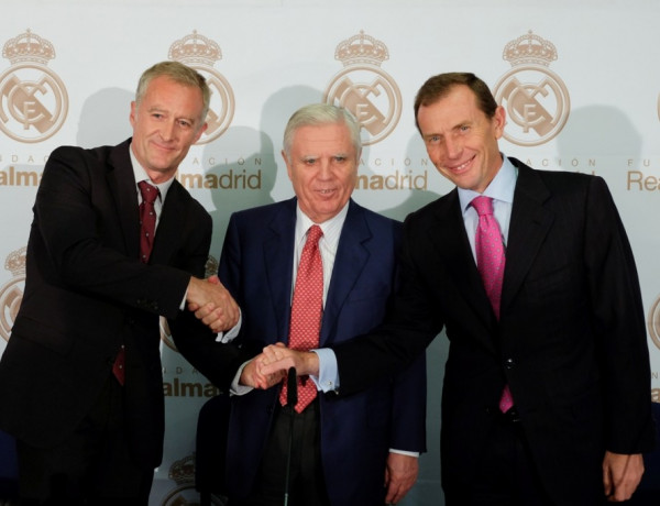 Firma del convenio entre Fundación Diagrama y la Fundación Real Madrid