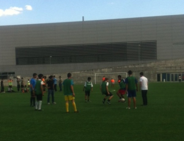 Los menores del Programa de Medio Abierto de Madrid gestionado por Fundación Diagrama ganan un torneo de Futbol 7