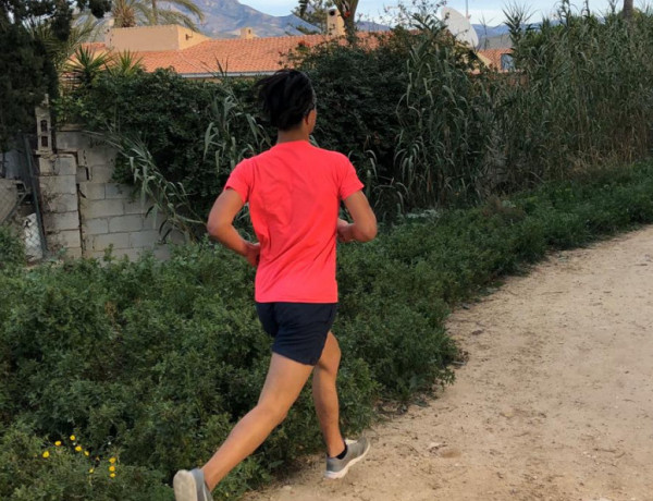 Un grupo de jóvenes atendidos en el centro de acogida ‘Lucentum’ de Alicante completa con éxito el IV Cross Don Bosco Salesianos El Campello 2020. Fundación Diagrama. Comunidad Valenciana 2020. 