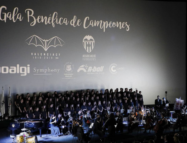 Los menores del centro de acogida ‘Massamagrell’ de Valencia asisten a la I Gala Benéfica de Campeones a favor de la escuela de fútbol en silla A-Ball. Fundación Diagrama. Comunidad Valenciana 2020. 