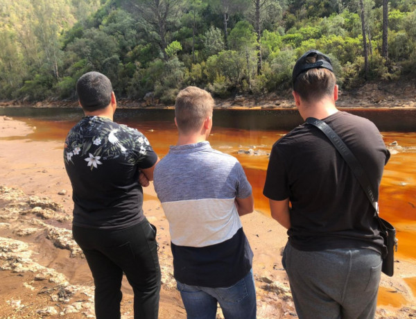 Los jóvenes atendidos en el centro ‘Odiel’ de Huelva descubren el patrimonio histórico y cultural de las localidades de Minas de Riotinto y Trigueros. Andalucía 2019.