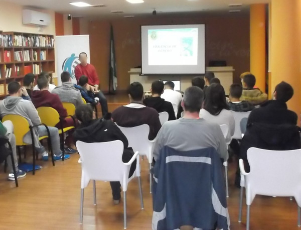 Charla de concienciación sobre violencia de género. Las Lagunillas. Fundación Diagrama.