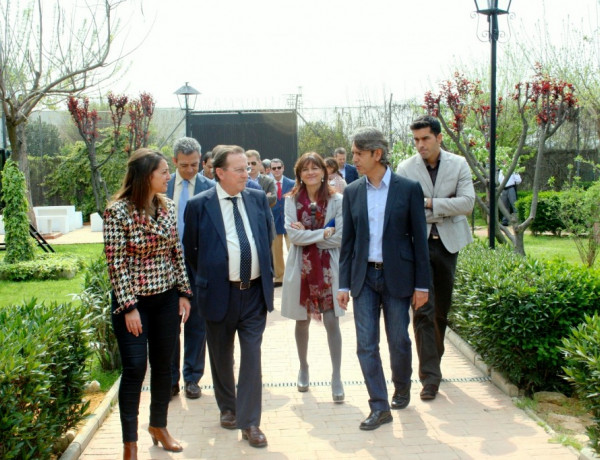 El consejero de Justicia e Interior andaluz visita el centro ‘Medina Azahara’ de Córdoba para conocer de primera mano su proyecto socioeducativo