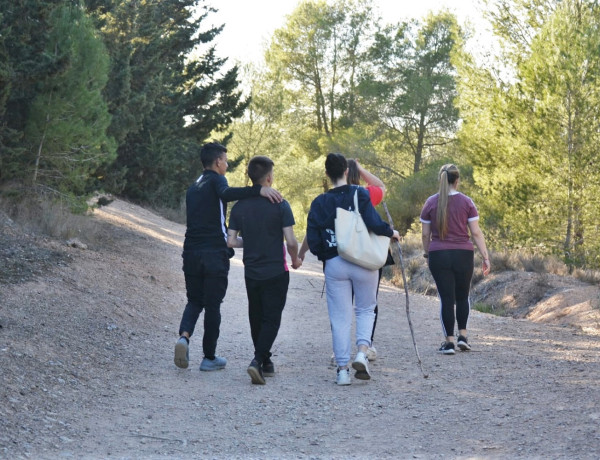 Ruta senderista realizada por jóvenes y educadores