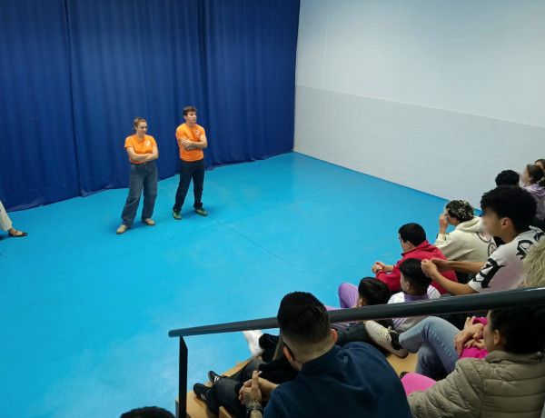 Charla de Pediatría Solidaria en Las Moreras