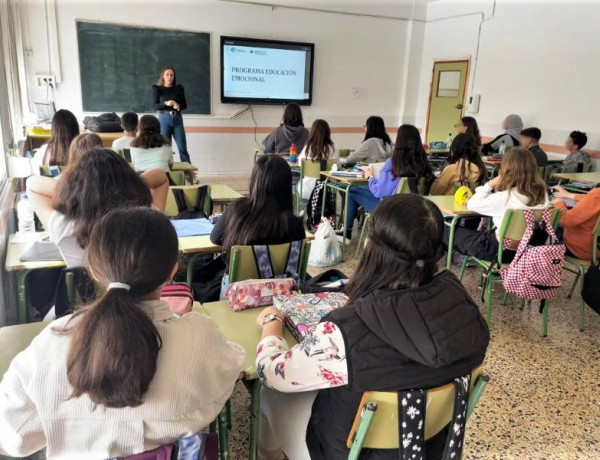 Uno de los talleres desarrollados en un centro educativo de Melilla