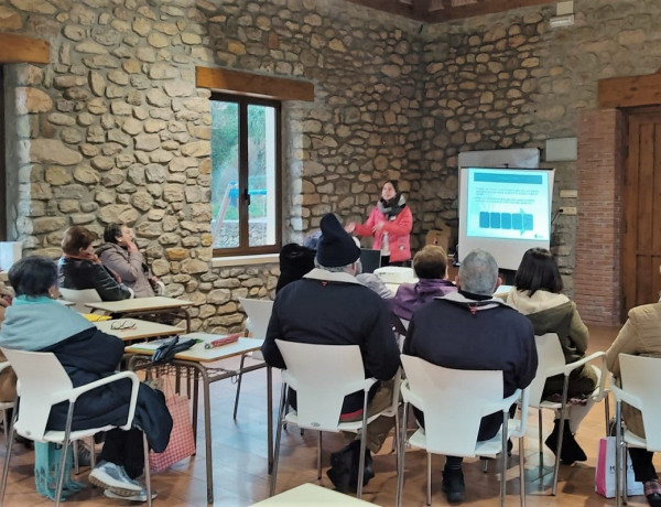 Primera sesión del programa en el Centro Cultural de Soto de Iruz 