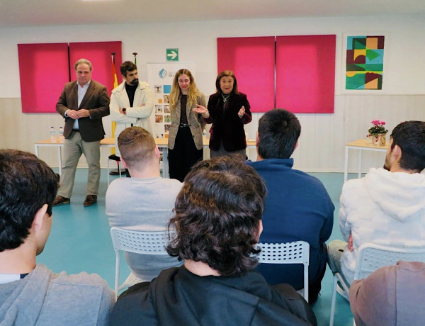 Entrega de los diplomas en Odiel