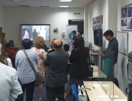 Durante la visita se proyectó un vídeo sobre la labor del programa