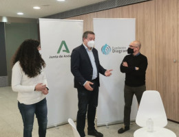 El delegado territorial, José Luis Delgado, visita las instalaciones del centro de día ‘Mediterráneo’ de Almería. Fundación Diagrama. Andalucía 2022. 