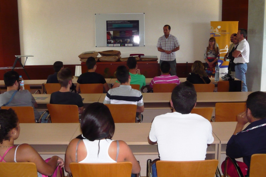 Menores atendidos en los centros reeducativos ‘La Villa’ y ‘Els Reiets’ reciben sus diplomas de participación en el proyecto medioambiental Termes