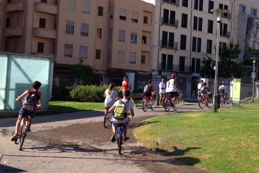 Excursión cicloturística por Palma de los jóvenes del Programa Labor de Baleares