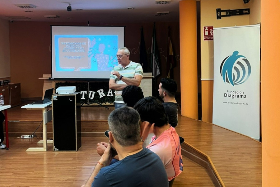 La Asociación Aljama imparte un taller de prevención de adicciones en el centro ‘Las Lagunillas’ de Jaén