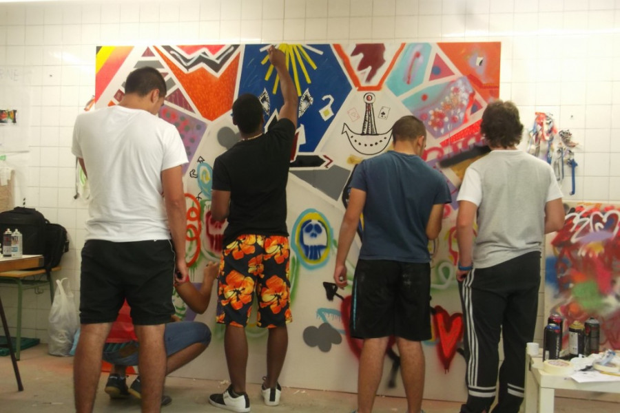 Menores de Virgen de Valvanera participan en el proyecto Casa Singular