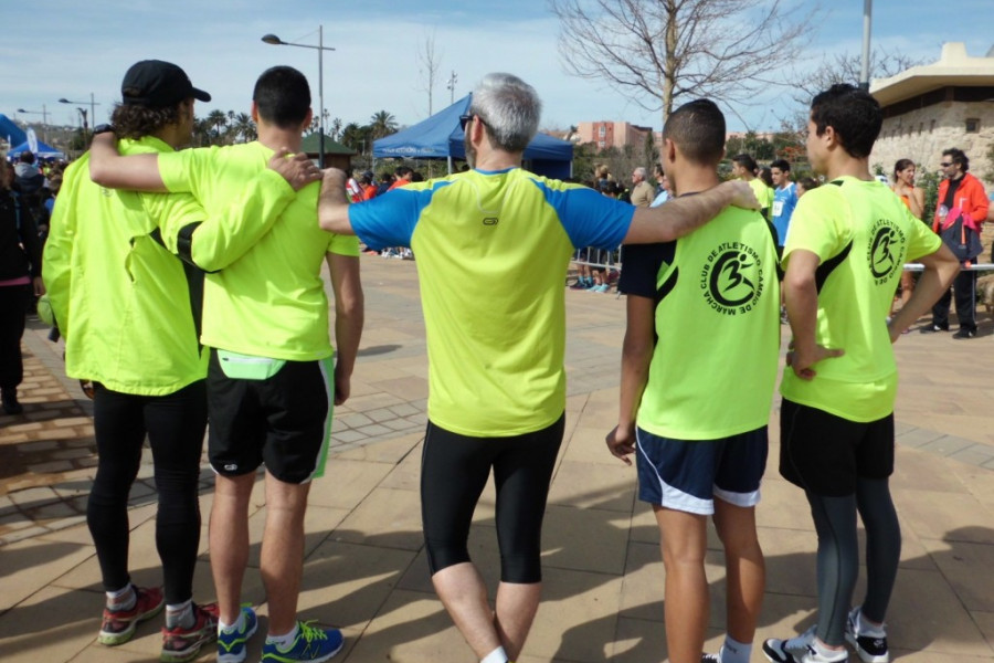 Menores y educadores del centro 'Ciudad de Melilla' participaron en la carrera solidaria