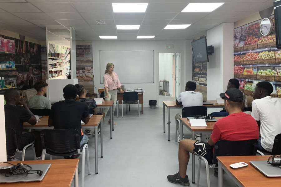 Labora Granada Curso de embalaje y reposición