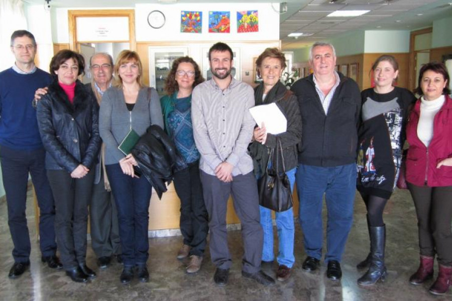 Los residentes del centro ‘Altavida’ de Abanilla (Murcia) reciben la visita de la Comisión de Discapacidad