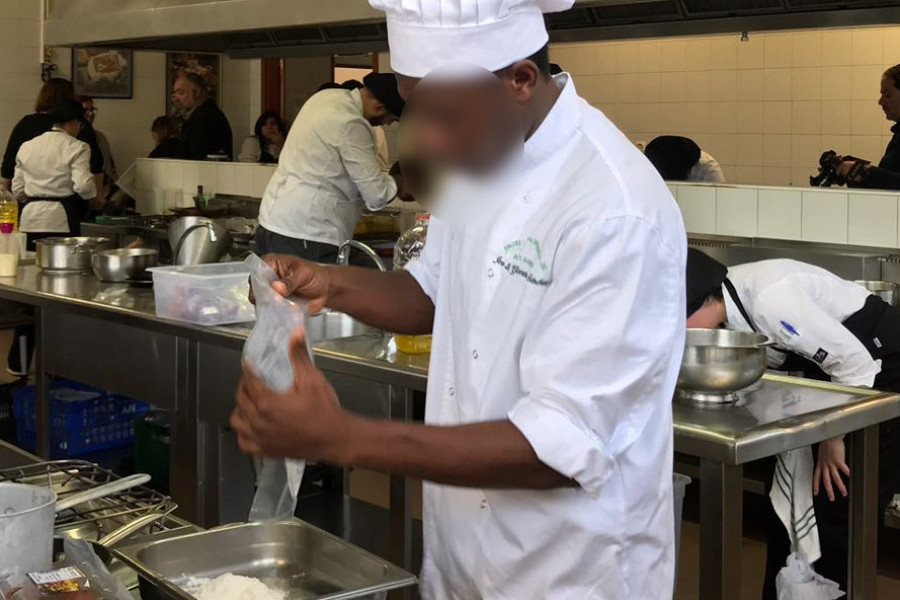 Un joven del curso formativo de Operaciones Básicas de Cocina de Fundación Diagrama queda finalista en el concurso Chef Cantabria 2018. Fundación Diagrama. Cantabria 2018.