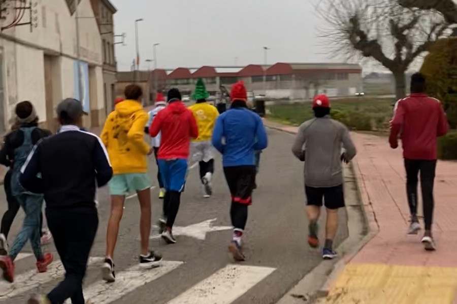 Los jóvenes atendidos en el Piso de Inserción Laboral 'El Torroner' de Lleida participan en la II Carrera ‘Corre Nassos’ de Bellpuig. Fundación Diagrama. Cataluña 2020. 