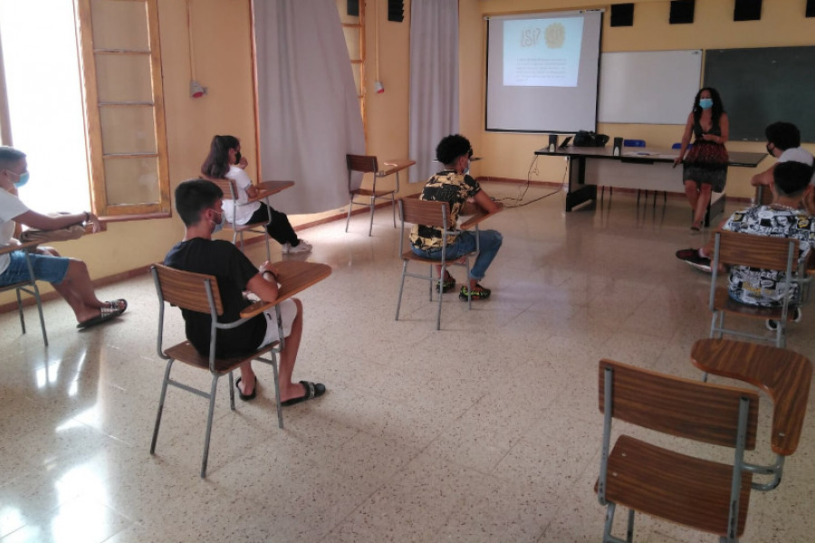 Los menores atendidos en el centro ‘Inagua’ de Las Palmas realizan una jornada de formación sobre prevención de la violencia. Fundación Diagrama. Gran Canaria 2020.