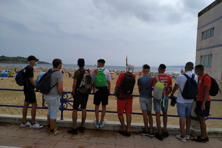 Los menores atendidos en el Hogar de Acogida ‘Arribes del Tormes’ de Salamanca realizan una visita a Santander. Fundación Diagrama. Castilla y León 2020.