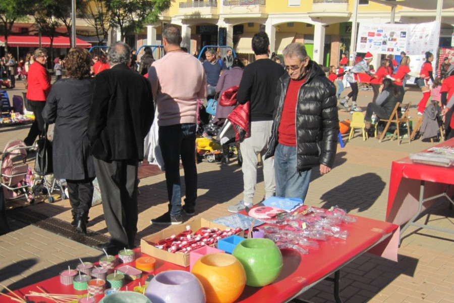 Menores de los centros gestionados por Fundación Diagrama en Alicante elaboran manualidades para el IV Mercadillo del Trueque