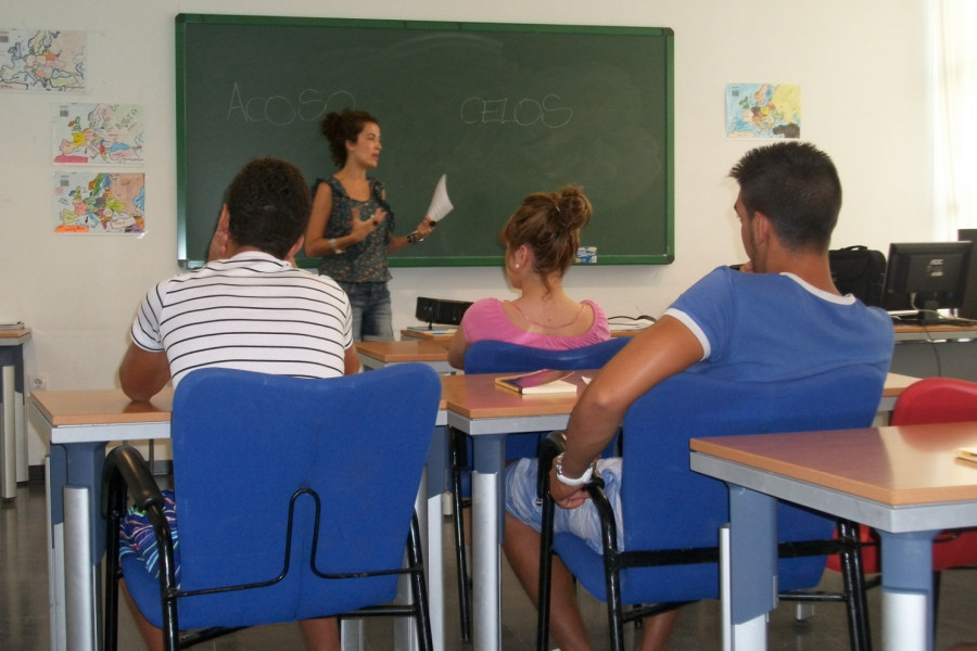 Los menores del centro ‘Las Moreras’ de El Palmar (Murcia) realizan actividades de sensibilización sobre violencia de género