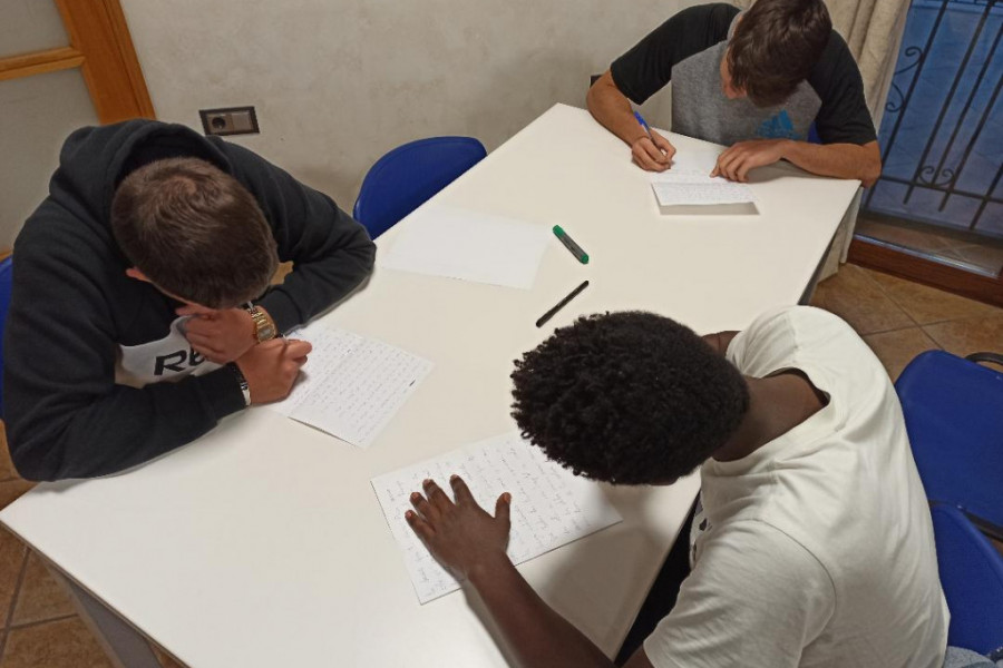 Las personas atendidas por Fundación Diagrama en España se suman a la iniciativa de escribir cartas de apoyo para las personas hospitalizadas por el COVID-19. 2020