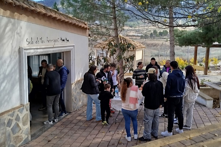 Almuerzo de convivencia en el centro La Zarza