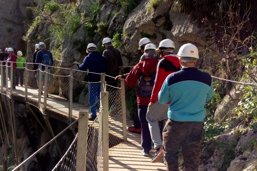 Ruta del Caminito del Rey.Menores 'Medina Azahara' (Córdoba).Fundación Diagrama.