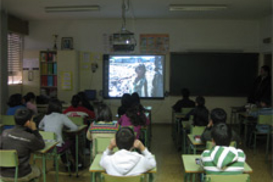 Presentación del Proyecto de Sensibilización Jóvenes de otros mundos: un futuro en desarrollo, en el Colegio Público Fernando de los Ríos de El Astillero